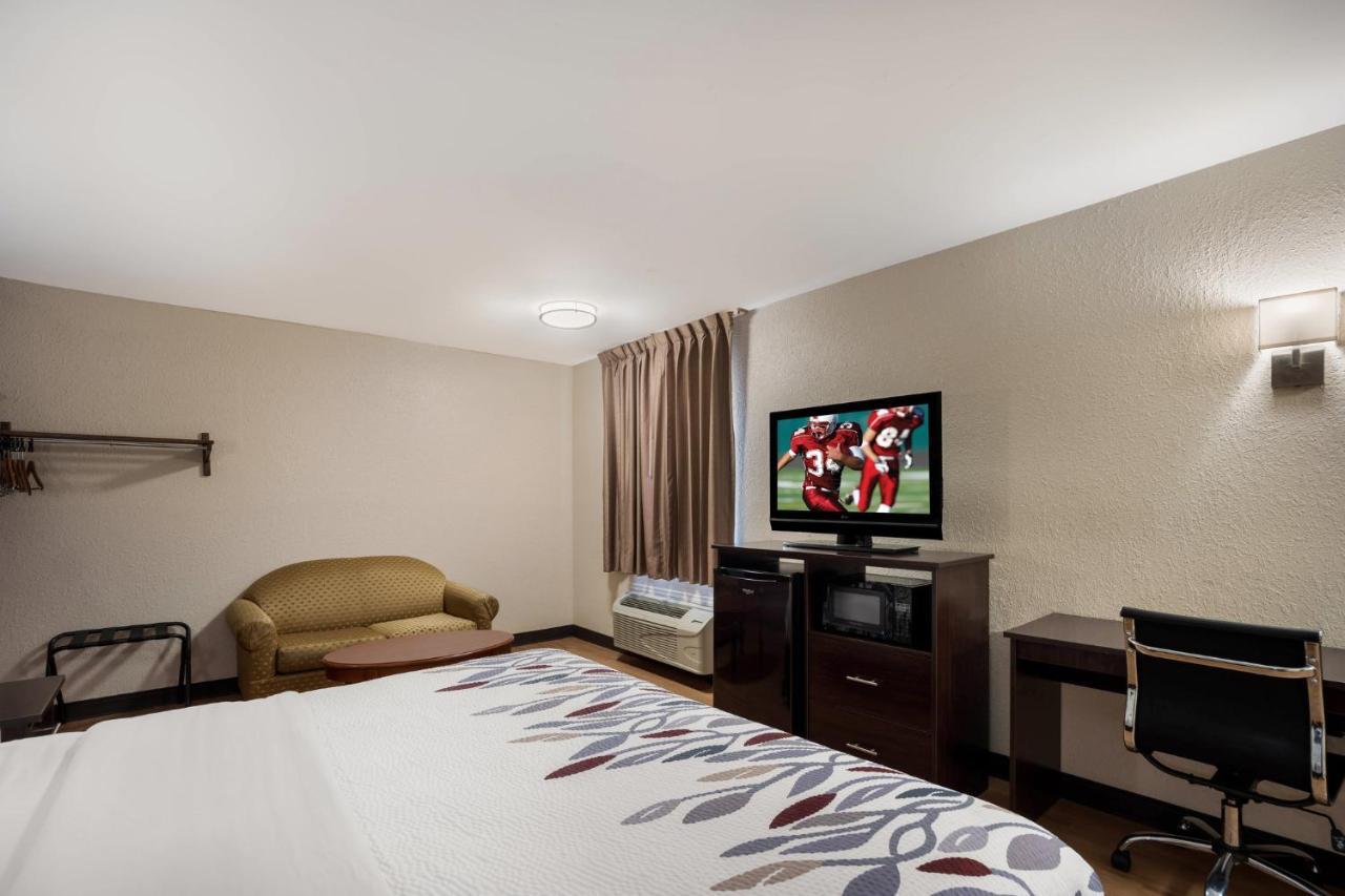 Red Roof Inn Bishopville Bagian luar foto